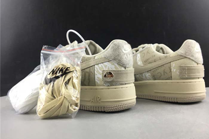 NIKE AIR FORCE1 TRAVIS SCOTT CN2405-902