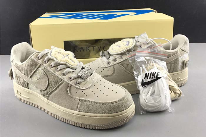 NIKE AIR FORCE1 TRAVIS SCOTT CN2405-902