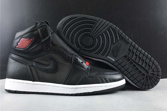 Air Jordan 1 “Black Satin” 555088-060