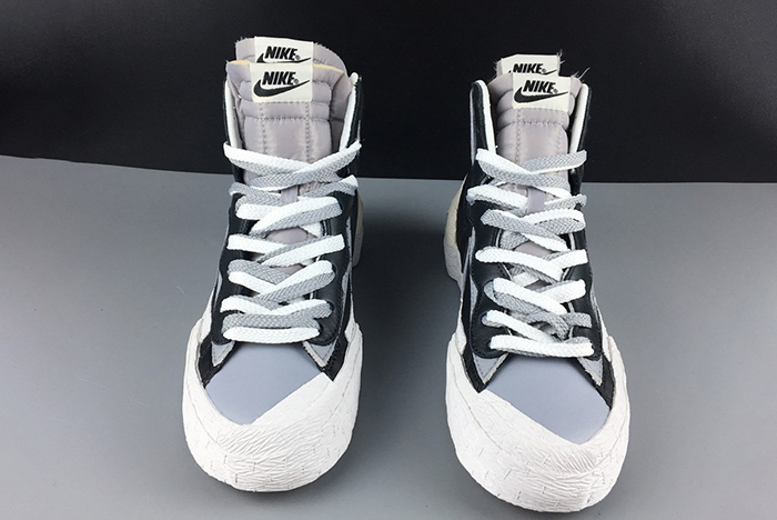 NIKE BLAZER HIGH SACAI WHITE-GREY - BV0072-002