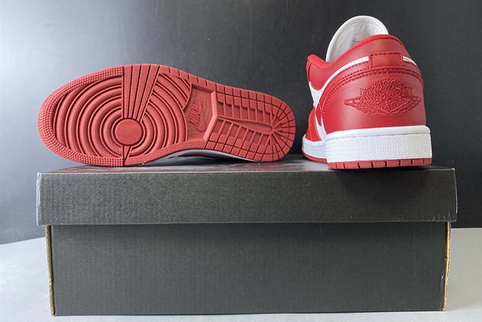 Air Jordan 1 Low GYM RED/GYM RED-WHITE 553558-611