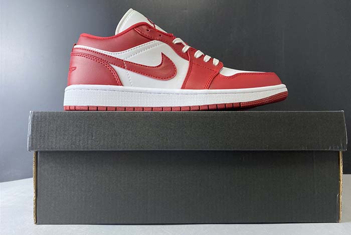 Air Jordan 1 Low GYM RED/GYM RED-WHITE 553558-611