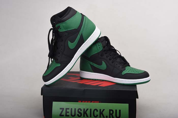 Air Jordan 1 Retro High OG Pine Green 555088-030