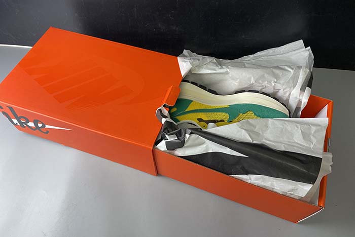 Sacai x Nike Pegasua Vaporfly Yellow Green HUO CI9928 300