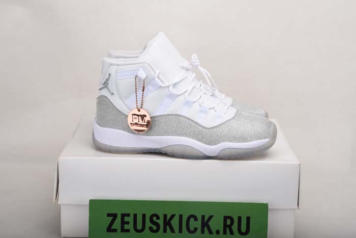 JORDAN 11 RETRO WHITE METALLIC SILVER - AR0715-100