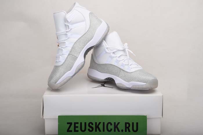 JORDAN 11 RETRO WHITE METALLIC SILVER - AR0715-100