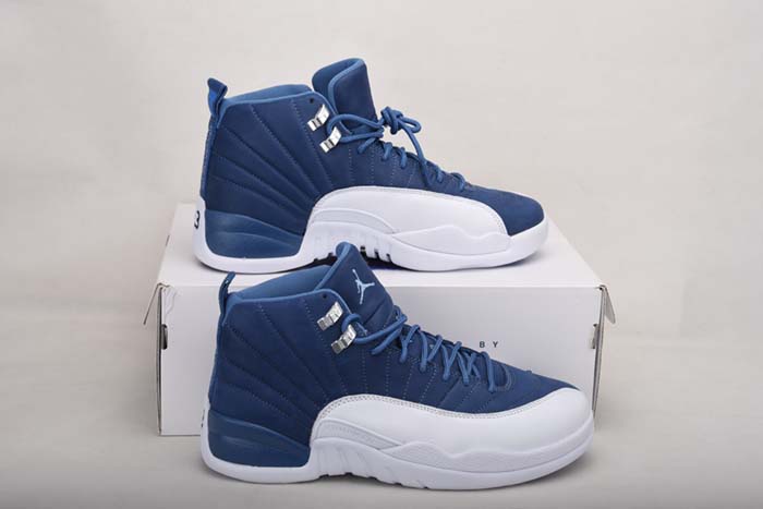 Air Jordan 12 Retro 130690-404