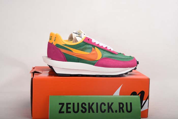 Sacai xNike LDV Waffle Pine Green - BV0073-301