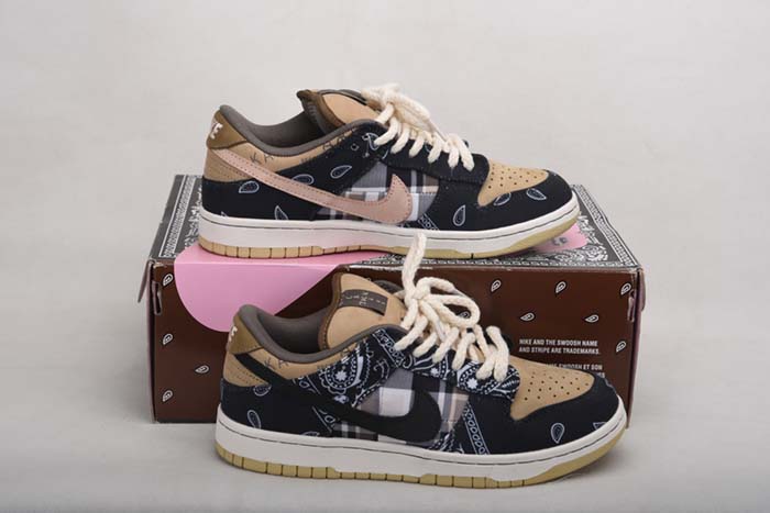 Travis Scott x Nike SB Dunk Low TS CT5053-001