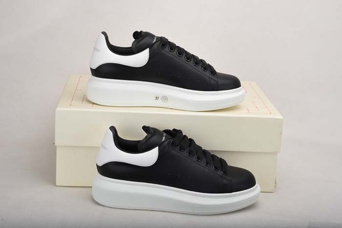 ALEXANDER MCQUEEN SOLE SNEAKERS -462214-WHGP7-9374 BLACK AND WHITE