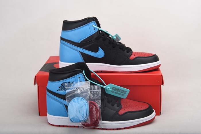 AIR JORDAN 1 HIGH WMNS UNC CHICAGO CD0461-046