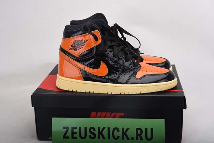 AIR JORDAN 1 SHATTERED BACKBOARD 3.0 555088-028