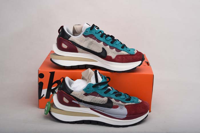 Sacai x Nike Pegasus VaporFly SP CI9928 301