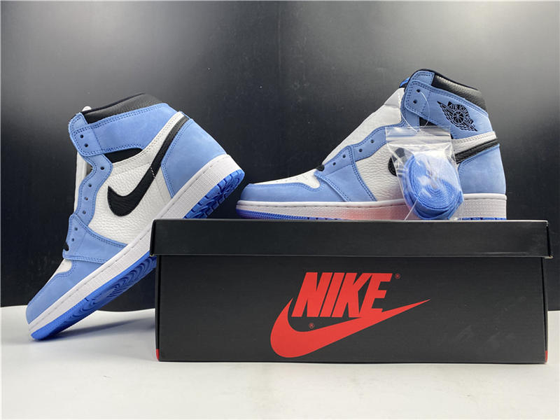 Air Jordan 1 High OG “University Blue  555088-134