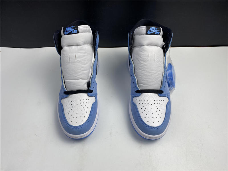 Air Jordan 1 High OG “University Blue  555088-134