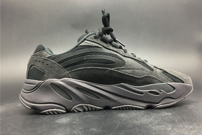 ADIDAS YEEZY BOOST 700 V2 VANTA - FU6684