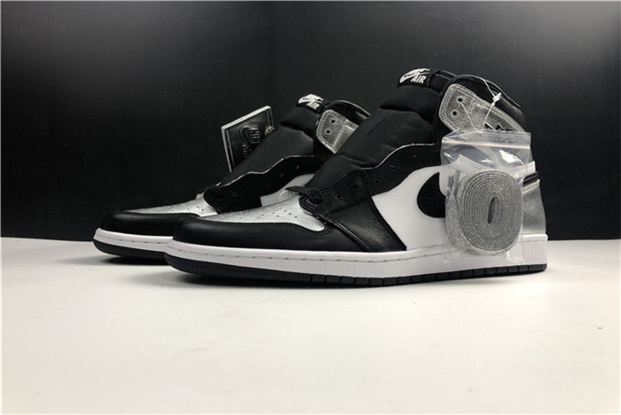 Air Jordan 1 High OG WMNS “Silver Toe” CD0461-001