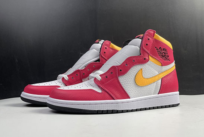 Air Jordan 1 High OG Light Fusion Red