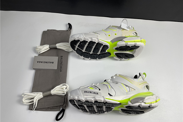 Balenciaga Track Sneaker 542436 W3NU2 7660