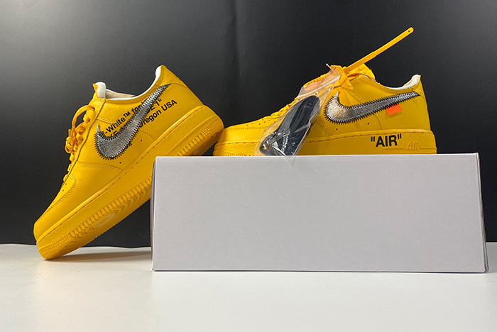 Off-White x Nike Air Force 1 University Gold DD1876-700