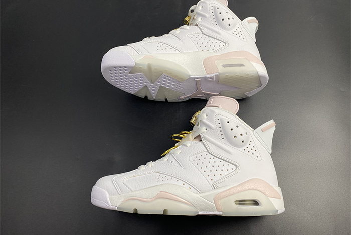 Air Jordan 6 WMNS “Gold Hoops” DH9696-100