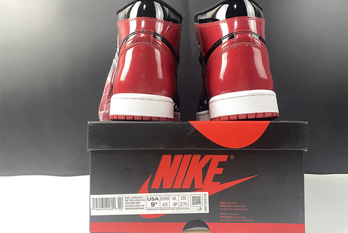 Air Jordan 1 High OG “Bred Patent” 555088-063