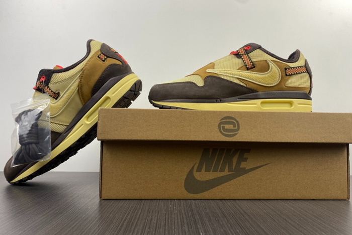 Travis Scott x Nike Air Max 1 Colorway Has Surfaced DO9392-200