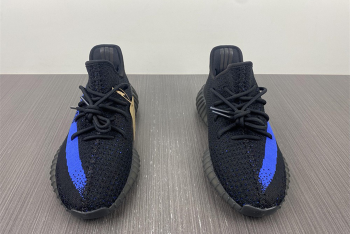 adidas Yeezy Boost 350 V2 Dazzling Blue