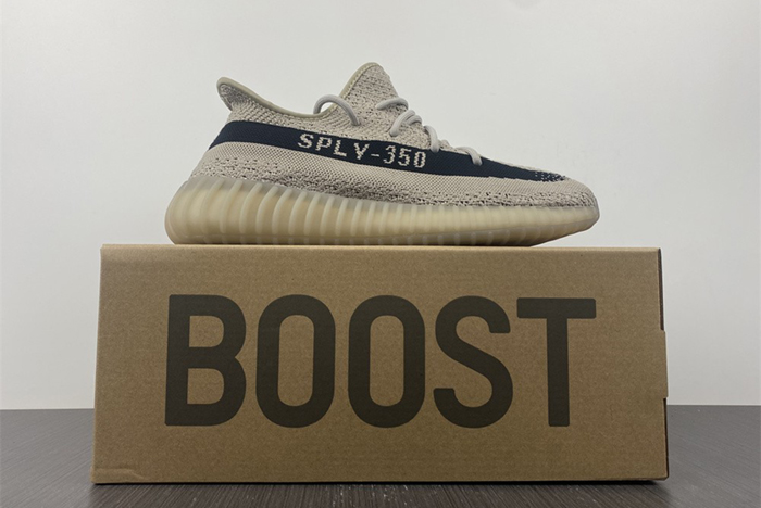 Adidas Yeezy Boost 350V2 HP7870