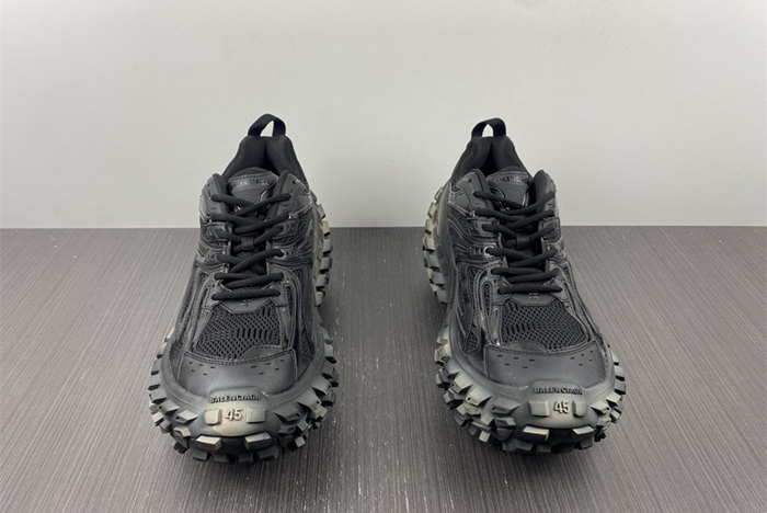 Balenciaga Defender Sneaker Black 685613W2RA61000