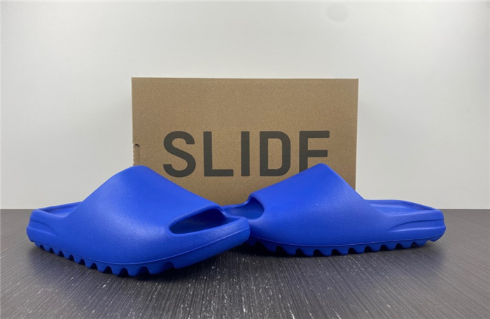 Yeezy slides Glow green ID4133