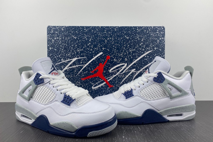 Jordan 4 Retro Midnight Navy DH6927-140