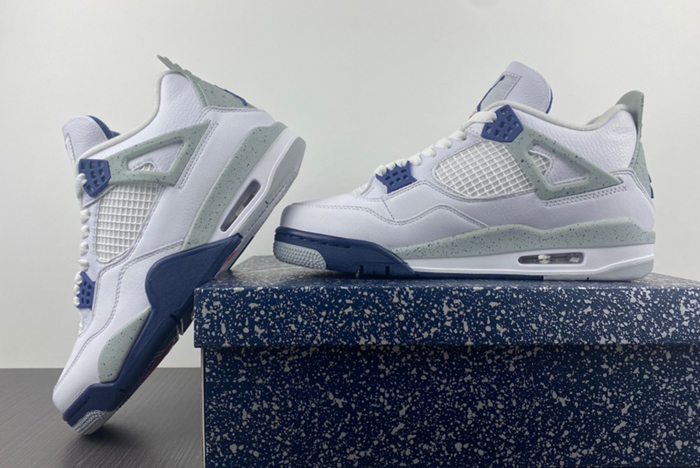 Jordan 4 Retro Midnight Navy DH6927-140