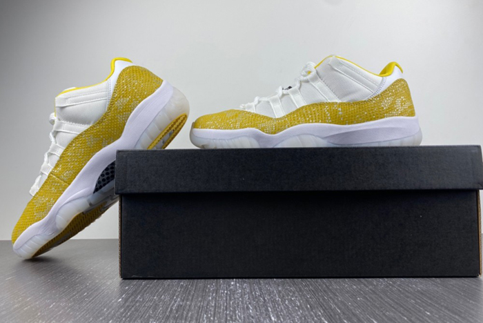 Air Jordan 11 Low WMNS Yellow Snake skin AV2187-140