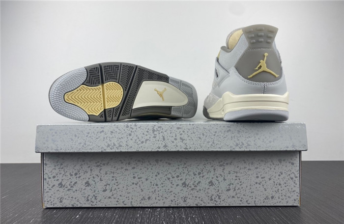 Air Jordan 4 SE Craft Photon Dust DV3742-021