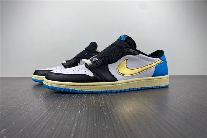 Jordan 1 Retro Low OG Black Dark Powder Blue CZ0790-104