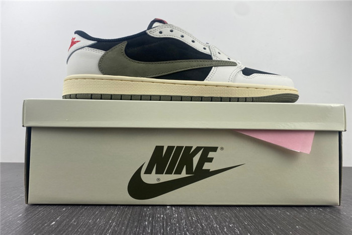 Travis Scott x Air Jordan 1 Low OG Olive DZ4137-106