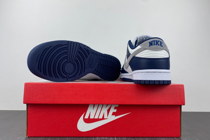 Nike Dunk Low Summit White Midnight Navy