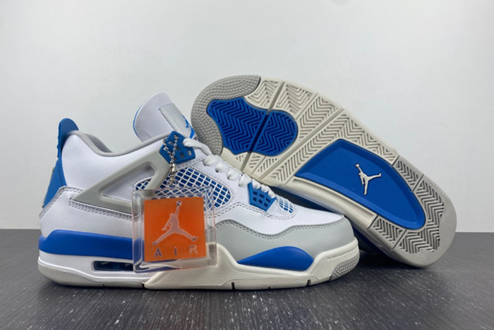 AJ4 AIR JORDAN 4 OG “MILITARY BLUE”