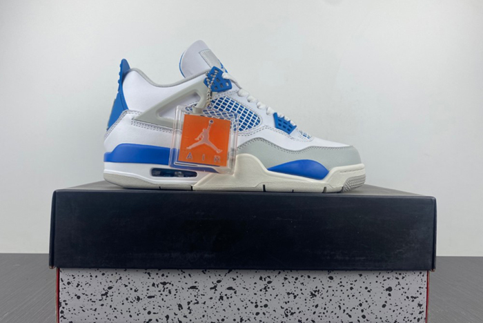 AJ4 AIR JORDAN 4 OG “MILITARY BLUE”