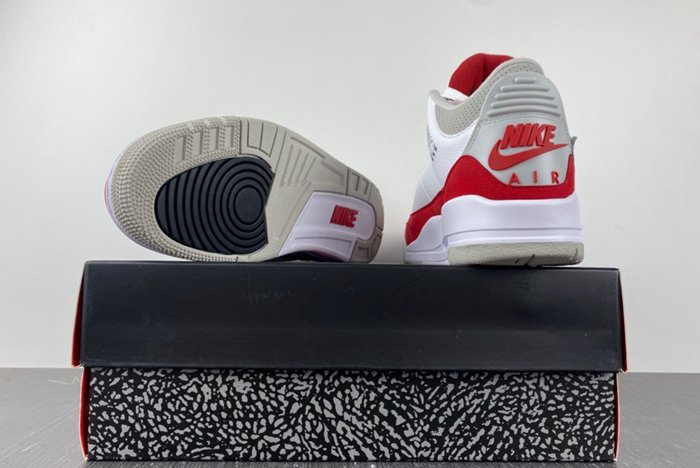 Jordan 3 Retro Tinker White University Red CJ0939-100