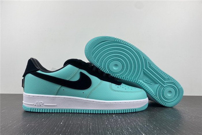 Tiffany & Co. x Nike Air Force 1 Low DZ1382-002