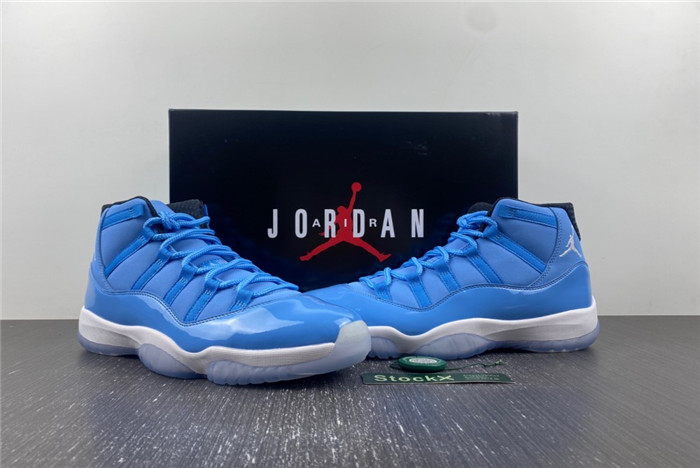 Air Jordan 11 Pantone 717602-900