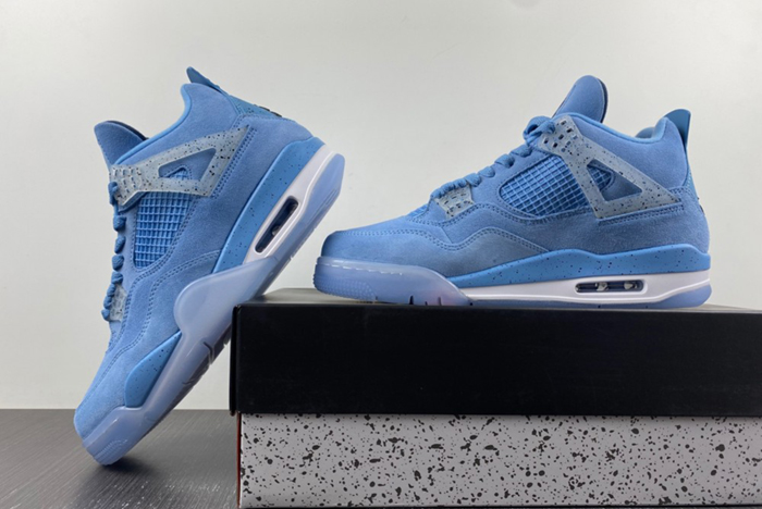 Air Jordan 4 Retro UNC PE  AJ4 1032070