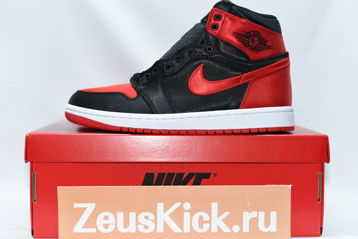 代Air Jordan 1 High OG WMNS Satin Bred FD4810-061