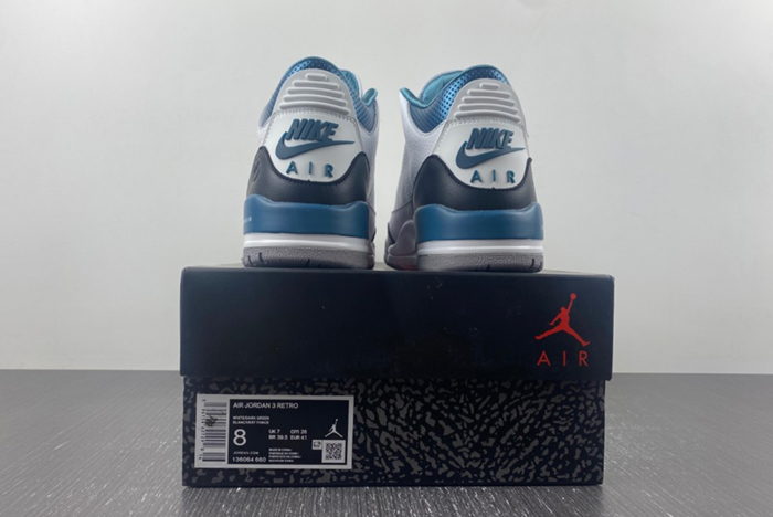 Air Jordan 3 Retro 136064-660