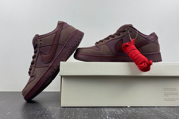 Nike Dunk Low Retro Premium Burgundy Crush FN0619-600