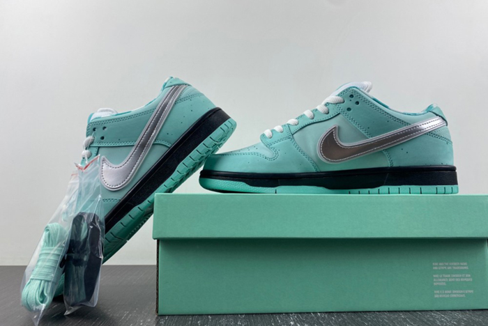 Concepts x TIFFANY CO. x Nike SB Dunk Low BV1310-402