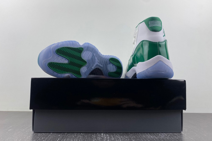 Air Jordan 11 CT8012-113