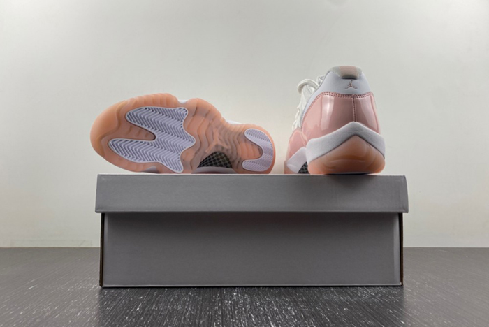 Air Jordan 11 Low WMNS Legend Pink AH7860-160